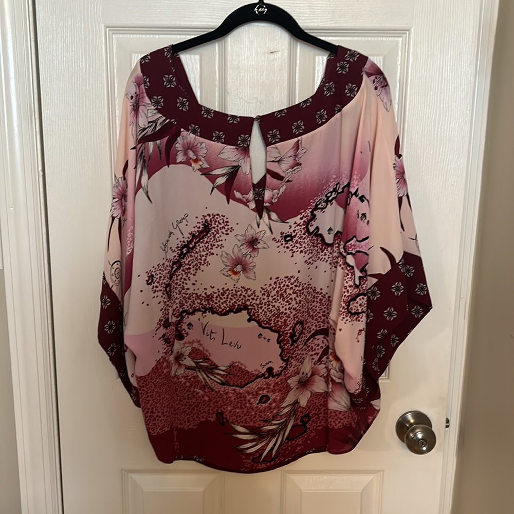 Blouse - Picture 2 of 3